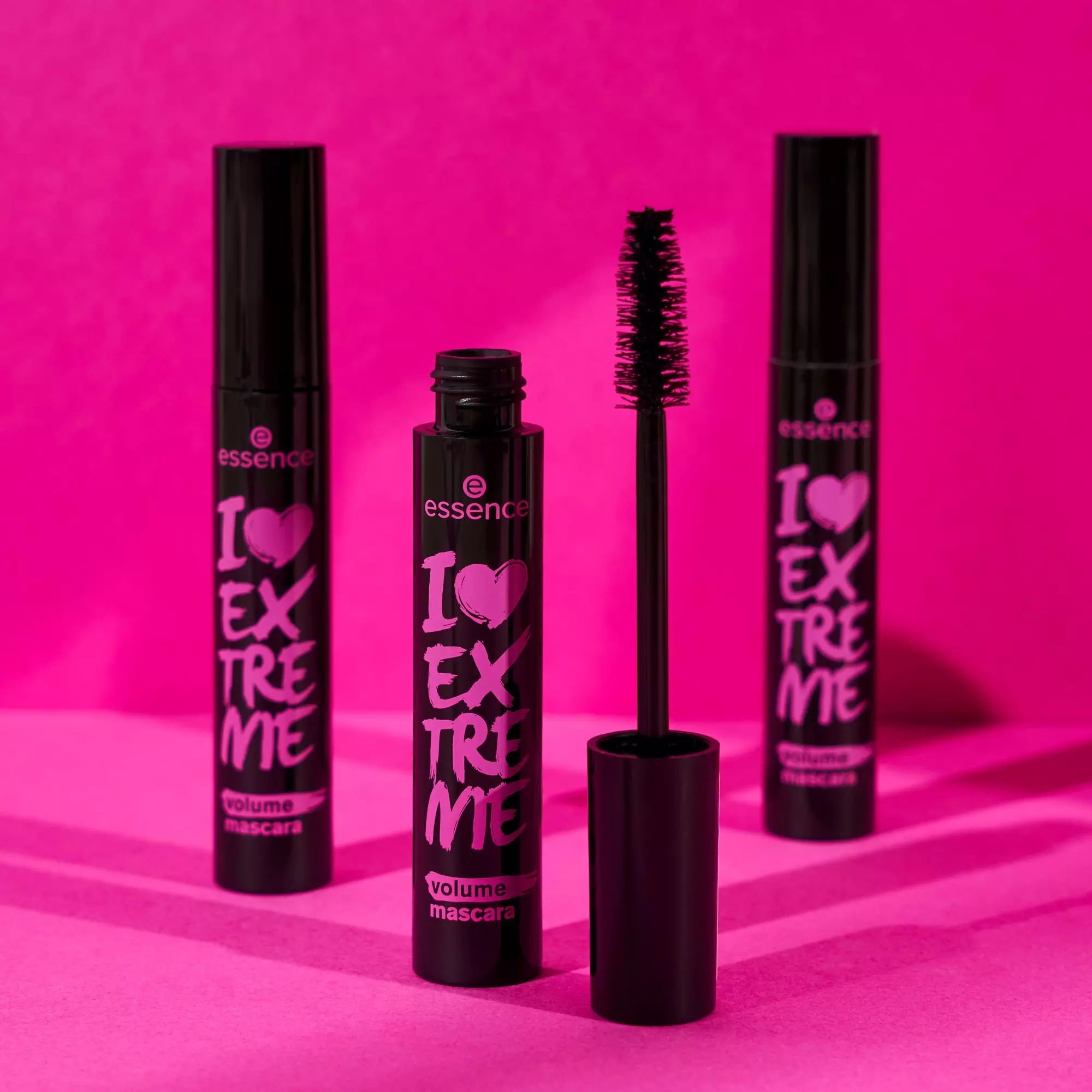 Essence I LOVE EXTREME volume mascara