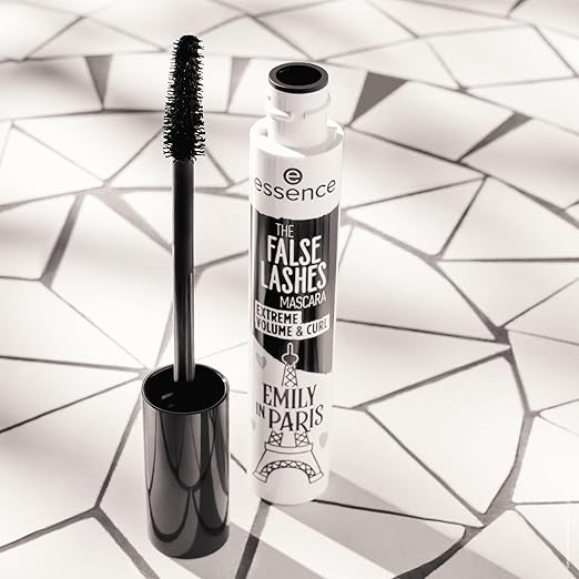 Essence Emily In Paris False Lash Mascara 01