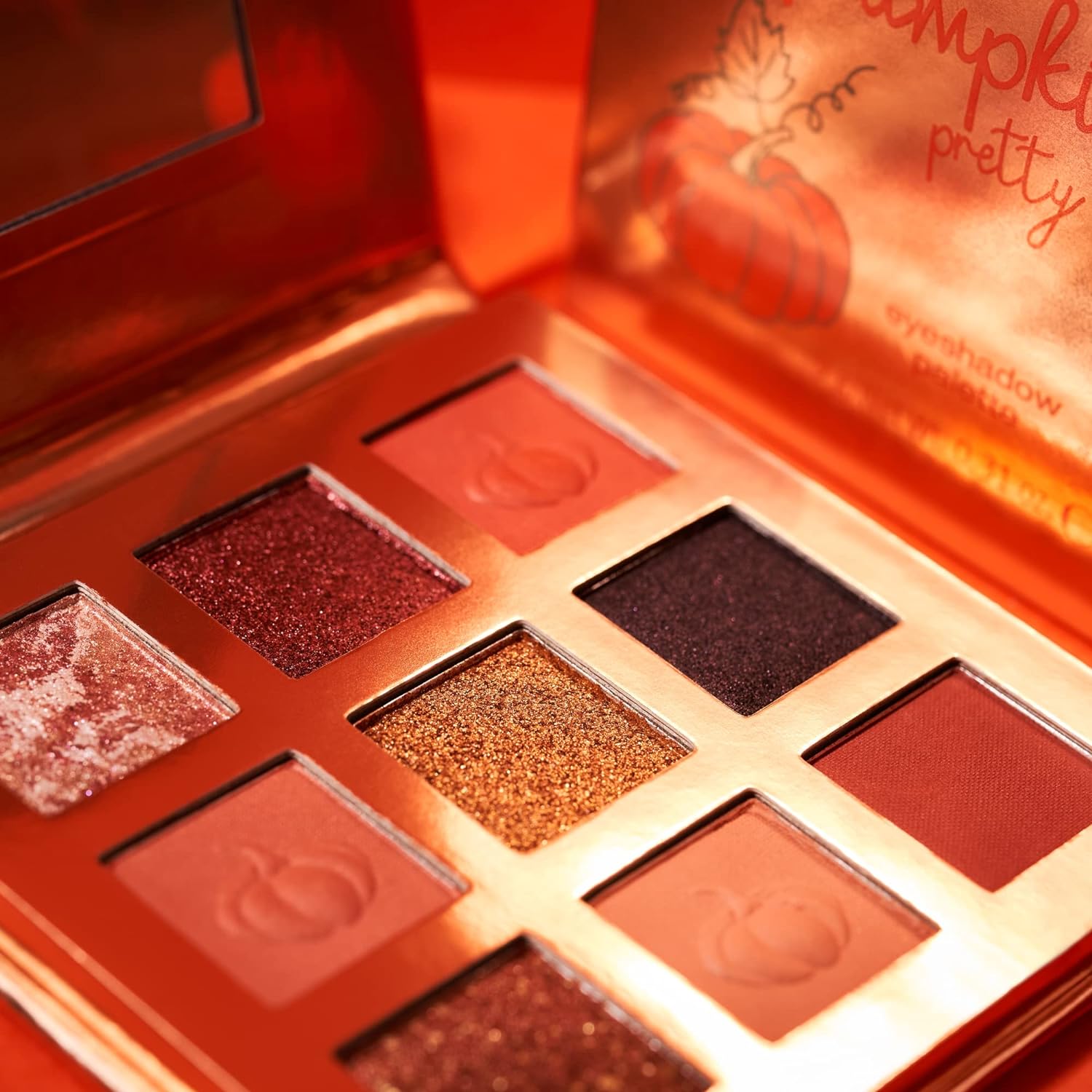 Essence Pumpkins Pretty Please! Eyeshadow Palette No.01