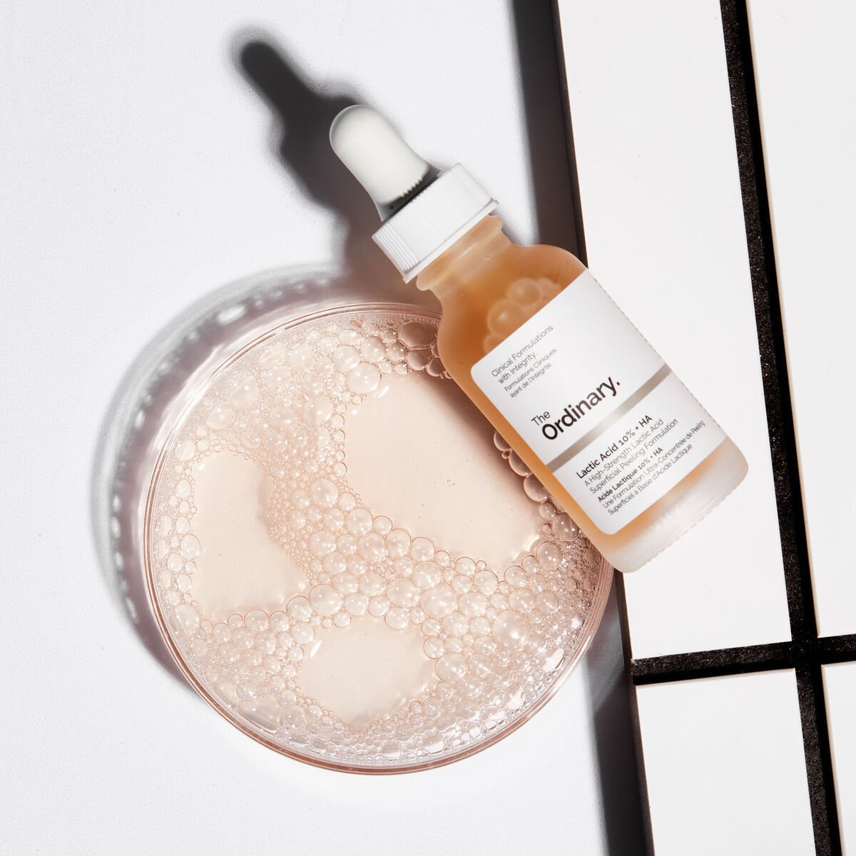 The Ordinary Lactic Acid 10% + HA 2% Superficial Peeling Formulation Serum